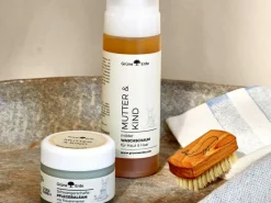 Babybürste, Birnbaumholz, ca. 16 cm