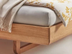 Bett Almara, 180 x 200 cm, mit Überzug Wollstoff Tano Natur (79), Eiche