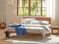 Bett Jukai Pur, mit Flächenbetthaupt, inkl. integriertem Lattenrost, 180 x 200 cm, Buche