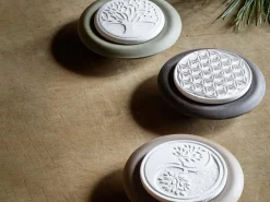 Duftstein aus Keramik mit Motiv Yin & Yang, taupe, ø 8 cm, H 2 cm