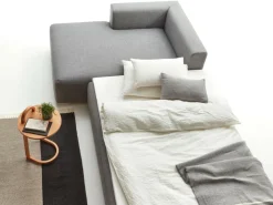 Ecksofa Sereno mit Schlaffunktion inkl. 4 Kissen (70x55 cm), B 300 x T 235 cm, Bodennah, Eckteil links, mit Bezug Wollstoff Tano Natur (79), Buche