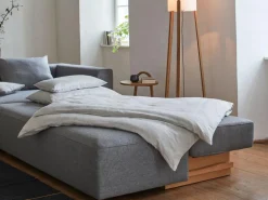 Ecksofa Sereno mit Schlaffunktion inkl. 4 Kissen (70x55 cm), B 300 x T 235 cm, Bodennah, Eckteil links, mit Bezug Wollstoff Tano Natur (79), Buche