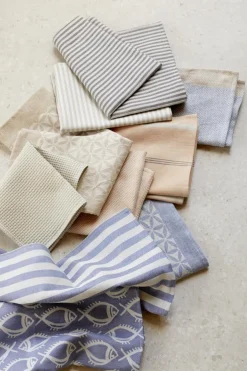 Geschirrtuch Bluma, sand, 50 x 65 cm, 70 % Baumwolle/30 % Hanf, GOTS