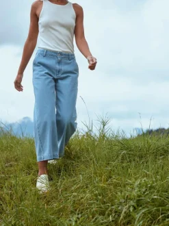 Jeans aus Bio-Baumwolle, 34 light blue denim, 38, GOTS