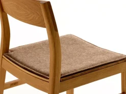 Karim Stuhlauflage, inkl. Gitterstoppmatte, 100% SSW - Filz Haselnuss