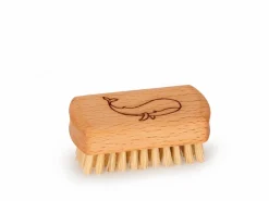 Kinder-Handbürste mit Walmotiv, ca. 5,5 x 3 cm, Buchenholz