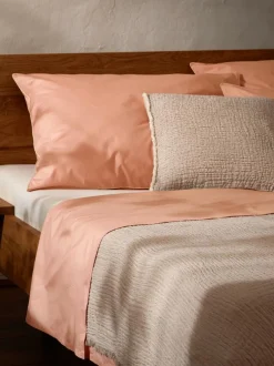 Kissenüberzug EDNA, pfirsich/creme, 40 x 60 cm, 100 % Baumwolle, Perkal, GOTS