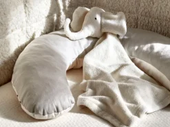 Lagerungs- und Begrenzungskissen, Jesper sand/natur, 40 x 50 cm, Bezug: 100 % Baumwolle, Füllung: 100 % Naturlatex, GOTS