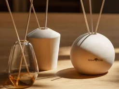 Raumduft Diffuser aus Zirbenholz, konisch ø 8,5 x H 9 cm