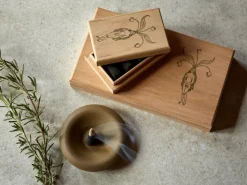 Räucherkegel Heilige Zeiten im Holzkistchen, 6 x 5 Räucherkegel