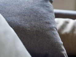 Sofakissen-Überzug, 55 x 70 cm, Wollstoff Tano Natur (79), mit verdeckter Knopfleiste