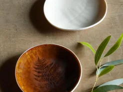 Teller aus Porzellan mit Farn, braun, ø 12 cm