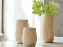 Vase aus Eschenholz, inkl. Glaseinsatz, H 22 cm, ø 8 cm