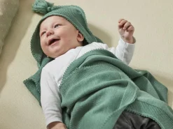 Wickel- und Puckdecke Leni, mit Kapuze, salbei, 80 x 80 cm, 100 % Schurwolle (Merino), Schurwolle kbT