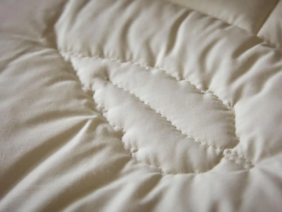 Winterdecke Nesselfaser/Baumwolle, 155 x 220 cm, 500 g/m2, VEGAN