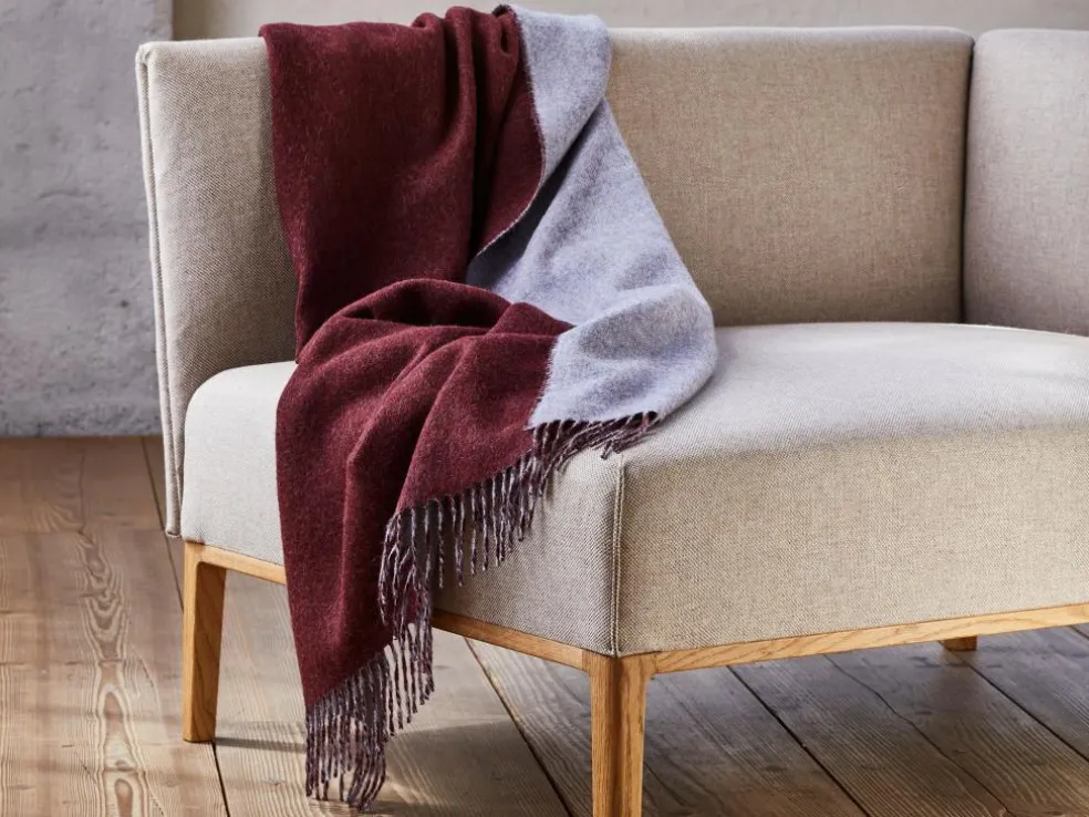Wohndecke Gwen, blau/pflaume, 130 x 180 cm, 100 % Alpakawolle