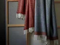 Wohndecke Mavie, blutorange, 130 x 200 cm, 100 % Schurwolle (Lamm), eco-wool